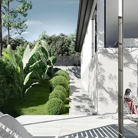 Azure Serenitty Villa *